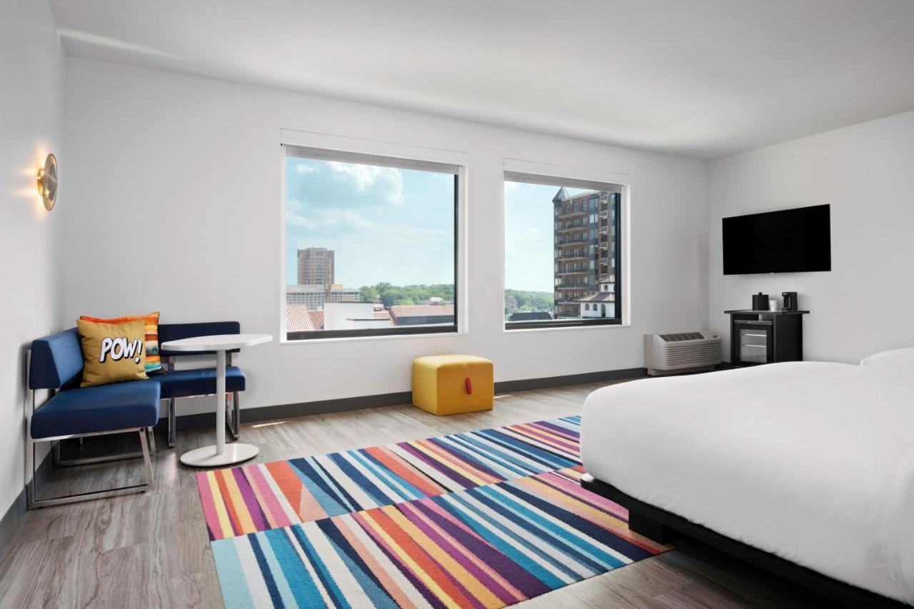 Aloft Kansas City Country Club Plaza Экстерьер фото